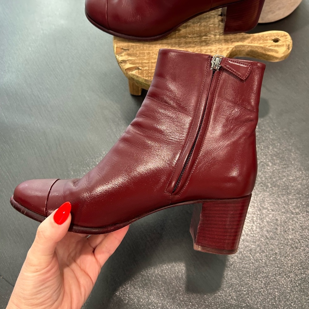 Chanel booties - Picture 4 of 8